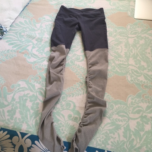 Alo Goddess Leggings