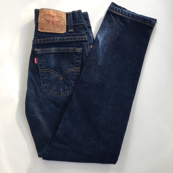 Levi's 550 high waisted mom jeans size 2 Petite