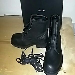 New Alfani mens boots