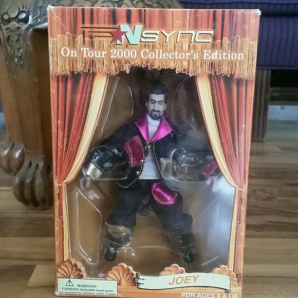 Joey Fatone 2000 Collector's Edition doll in box!