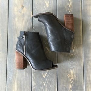 Kelsi Dagger Bushwick