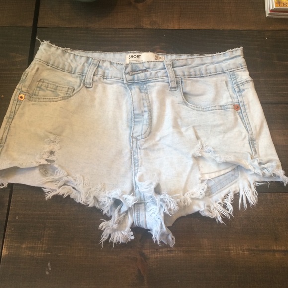 Light wash shorts