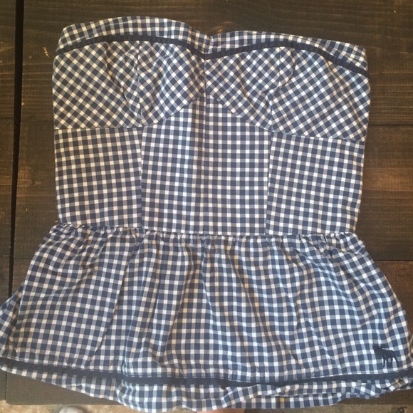 Checkered strapless shirt