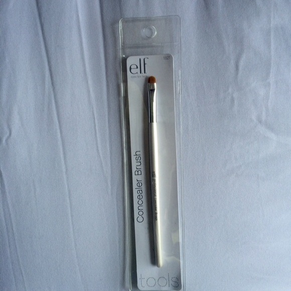 Elf Cosmetic Concealer Brush