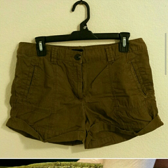 2 pairs of shorts - Picture 1 of 3