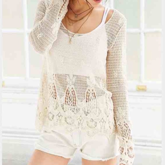 Urban Outfitters Ecote Ivory Eden Crochet Top - Picture 4 of 4
