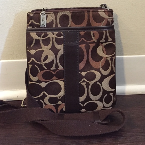 []SOLD[] Coach Crossbody