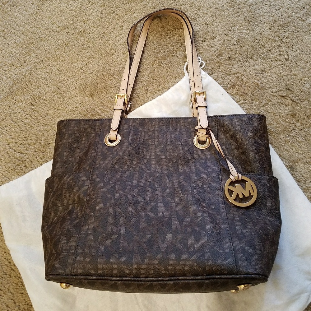 Michael kors  tote bag 🔥
