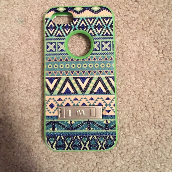 iPhone 5 case with stand