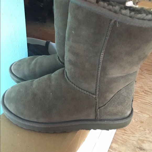 Size 7 Grey Ugg Boots