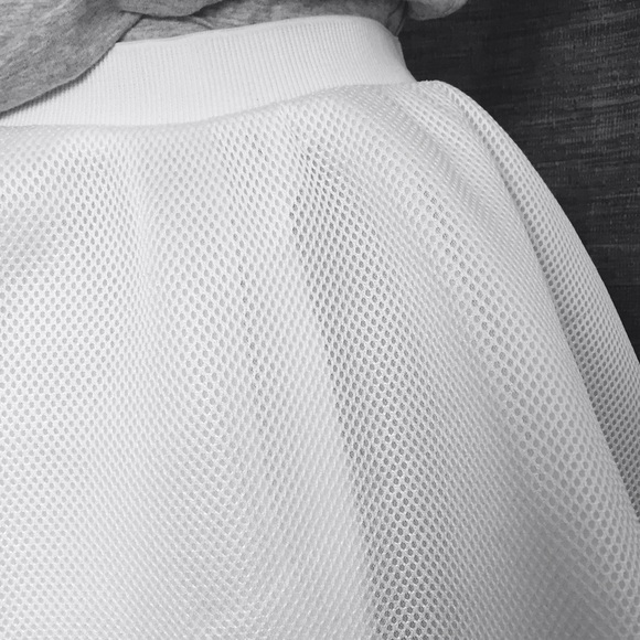 Textured Skirt - Picture 3 of 4