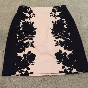 Worthington pencil skirt