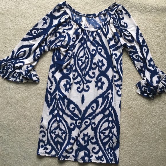 Dress - Picture 1 of 1