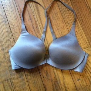 VS push-up front close bra