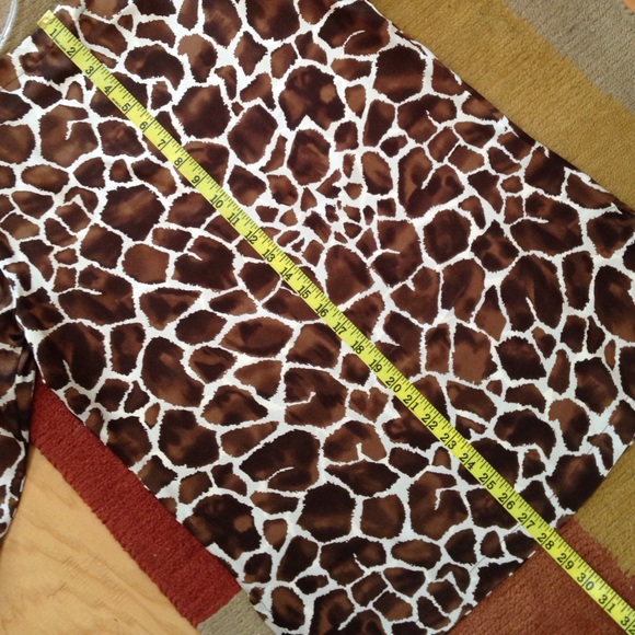 REDUCED PRICE Silk tunic - Picture 2 of 2