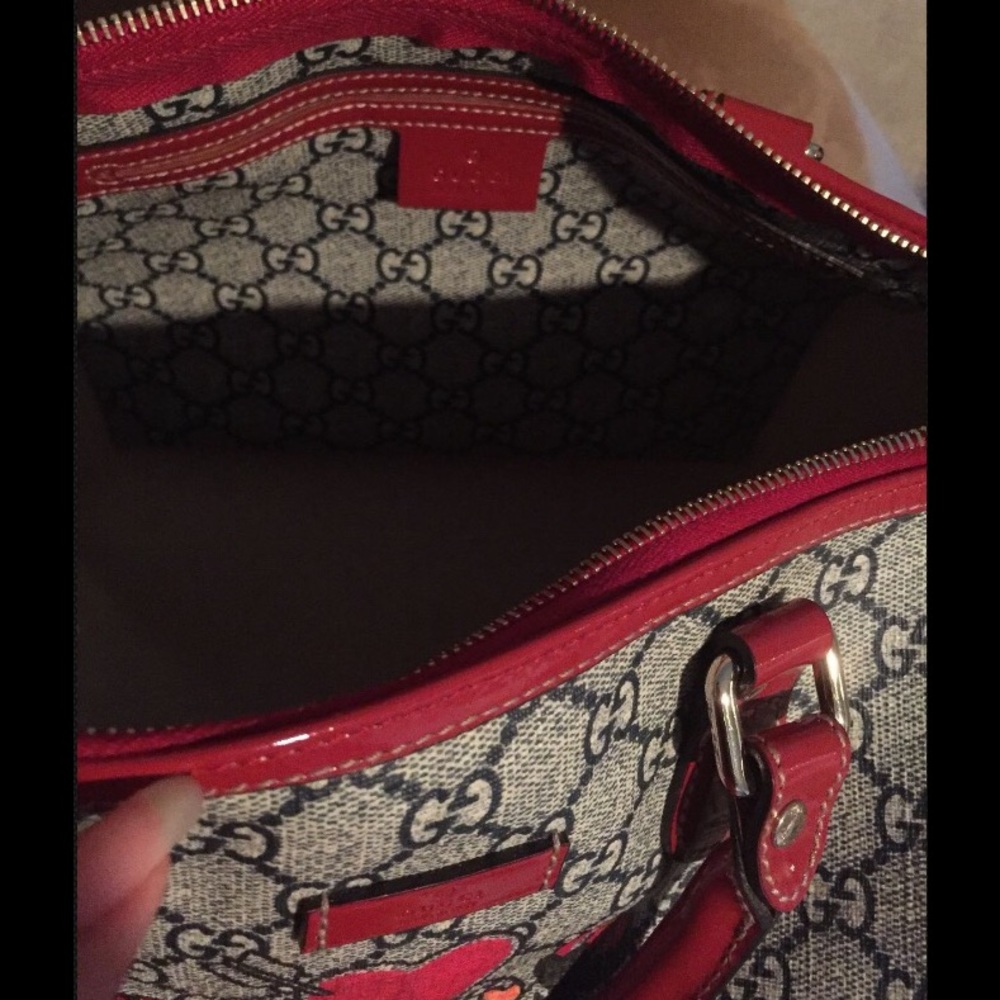 Gucci Bag - Picture 4 of 8
