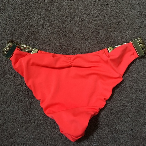 Beach Bunny My Moment/To The World Small - NWOT - Picture 4 of 4