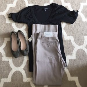 NWT Gap khaki perfect trouser in 2A