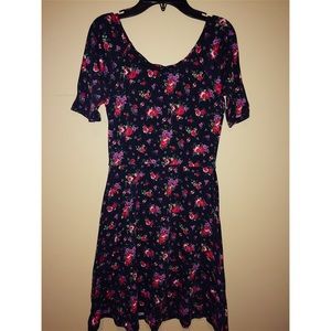 Hot Topic floral dress