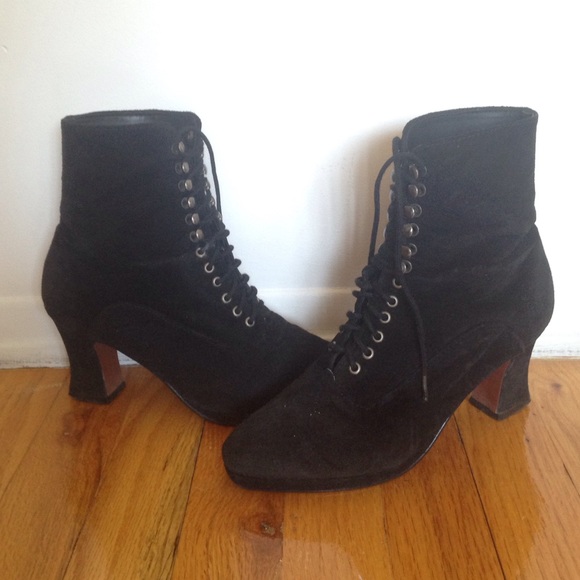 Vintage Shoes - Vintage Suede Lace Up Booties Leather
