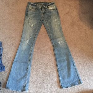 American Eagle Distressed Jeans