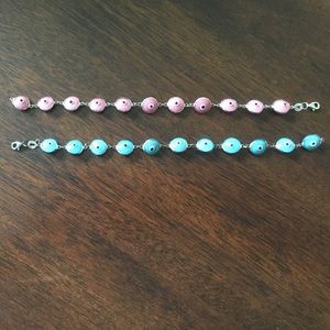 Evil eye bracelet in blue or pink!