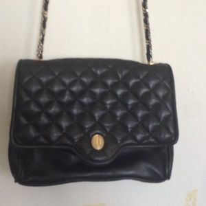 Vintage quilted chain purse