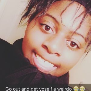 Meet your Posher, Caprice