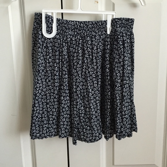 Brandy Melville Skirt
