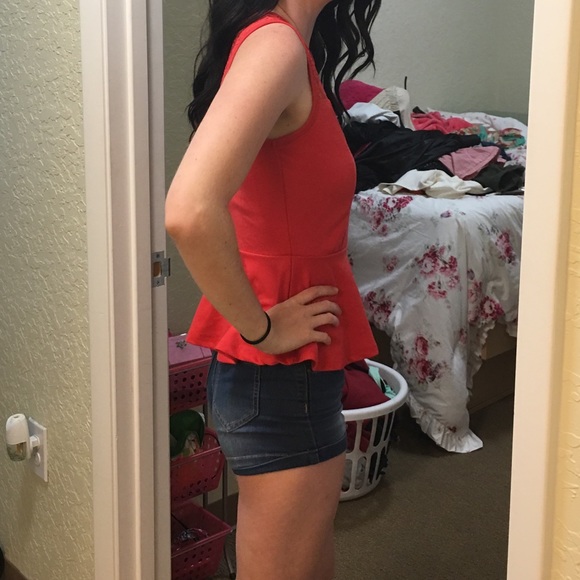 Red peplum ❤️ - Picture 2 of 4