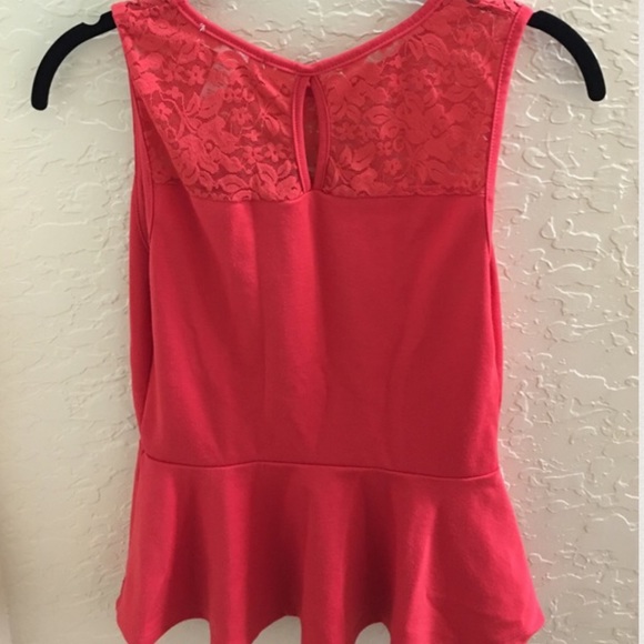 Red peplum ❤️ - Picture 4 of 4