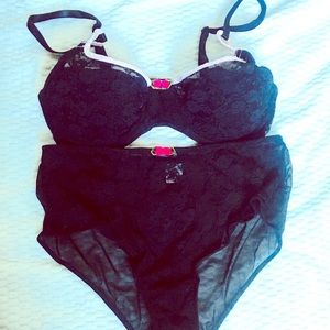 🌺 Black and Pink Bra/Panty Set 🌺