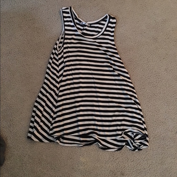 Two tshirt dresses - Picture 1 of 3