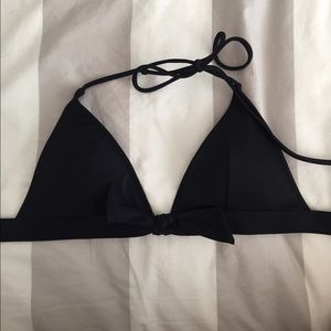 black super cute bikini top 👙💋