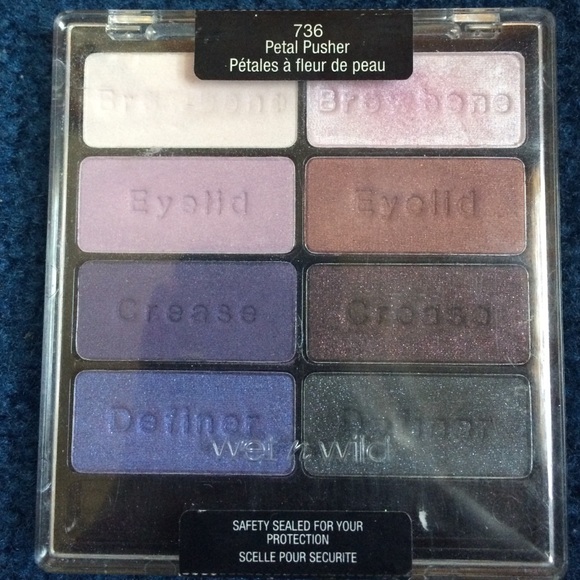 Eyeshadow palette