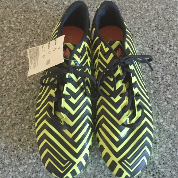 Adidas Shoes - NEW Adidas Predator Soccer Shoes Size 8.5