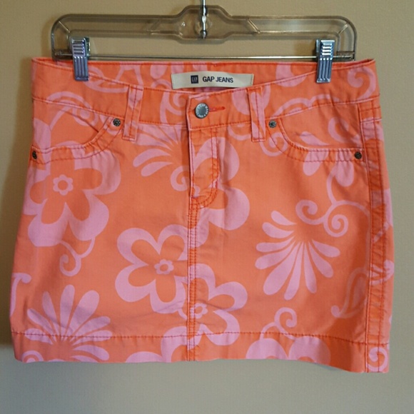 Gap Pink and Purple Mini Skirt