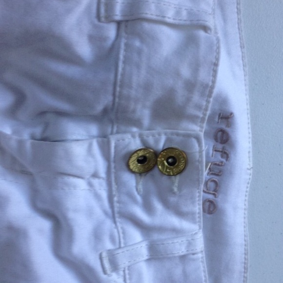 White pants - Picture 2 of 2