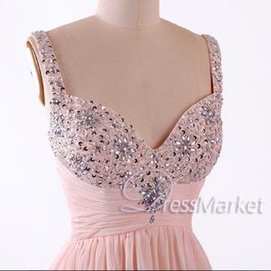 pastel pink prom dress! 💖