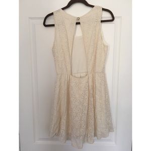 Juniors Cream Backless Mini Dress Size S