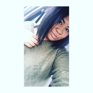 Meet your Posher, Shawna