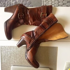 Brown leather mid calf boots Made in Italy