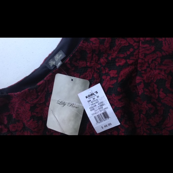 Elegant Dress - Picture 2 of 2