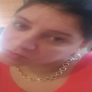 Meet your Posher, Sindy