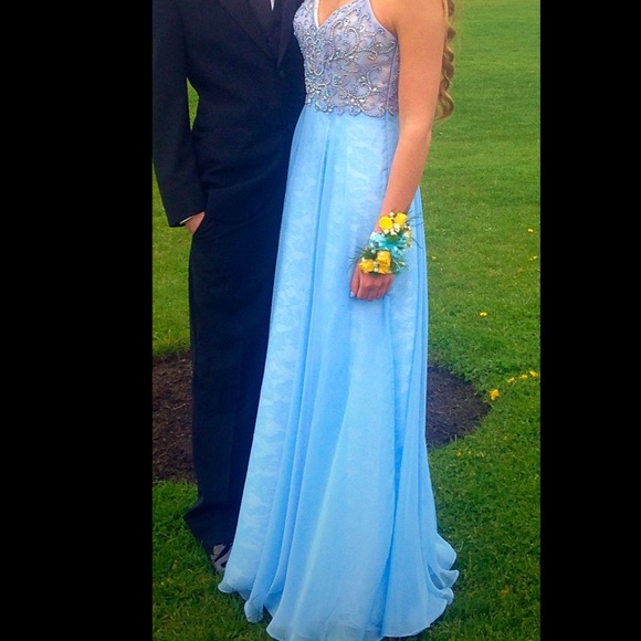 Prom dress worn once!