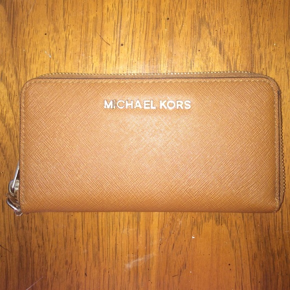 Small Michael kors wallet