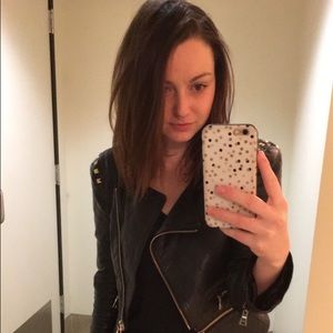 Meet your Posher, Roxy