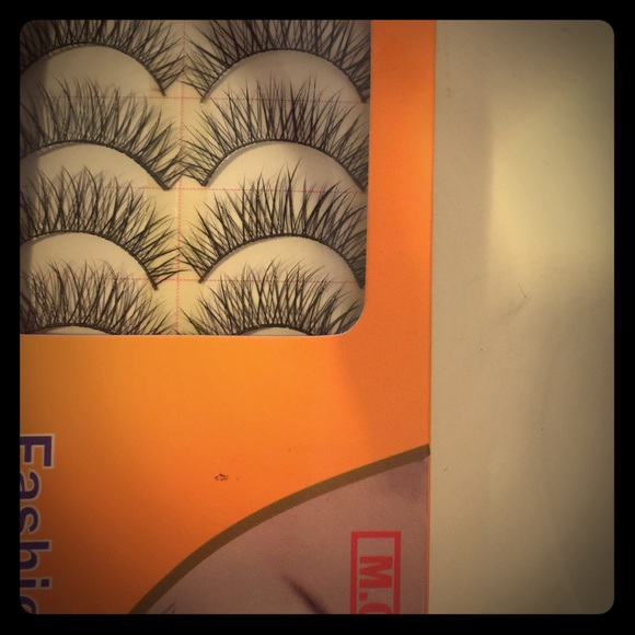 Eyelashes