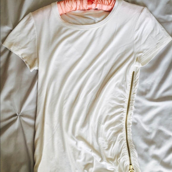 Short sleeve stretch top with side zipper - Picture 1 of 3