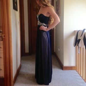 Navy prom dress never worn!